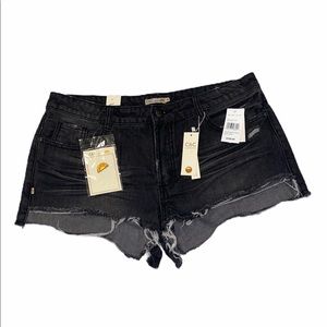 Pery black wash low rise high low shorts